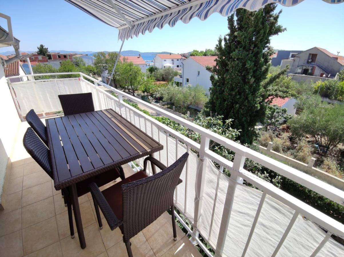 Apartments Vodice Srima المظهر الخارجي الصورة
