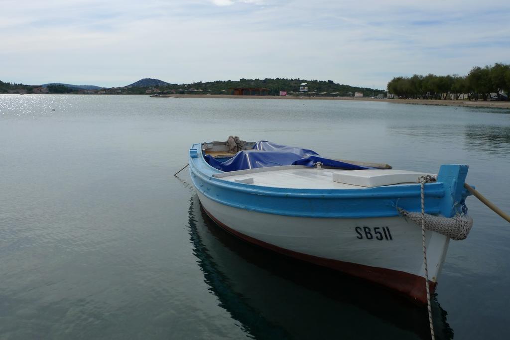 Apartments Vodice Srima الغرفة الصورة